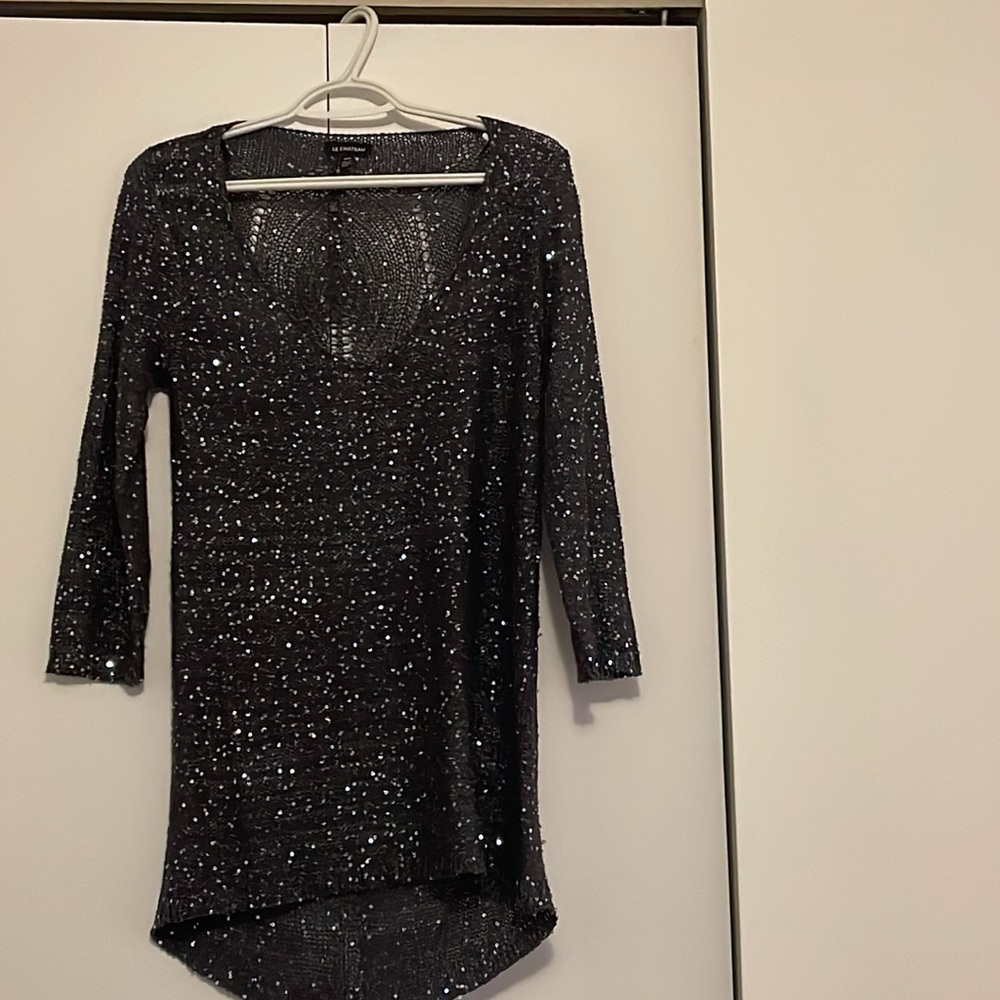 Women’s NWT grey sweater sequin sweater